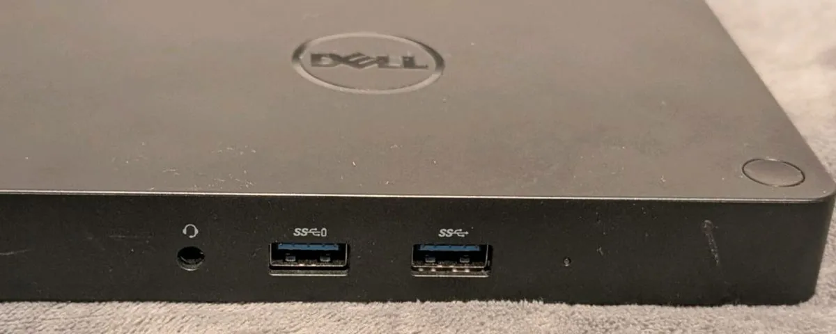 Dell W15 docking station with 65w charger - Image 4