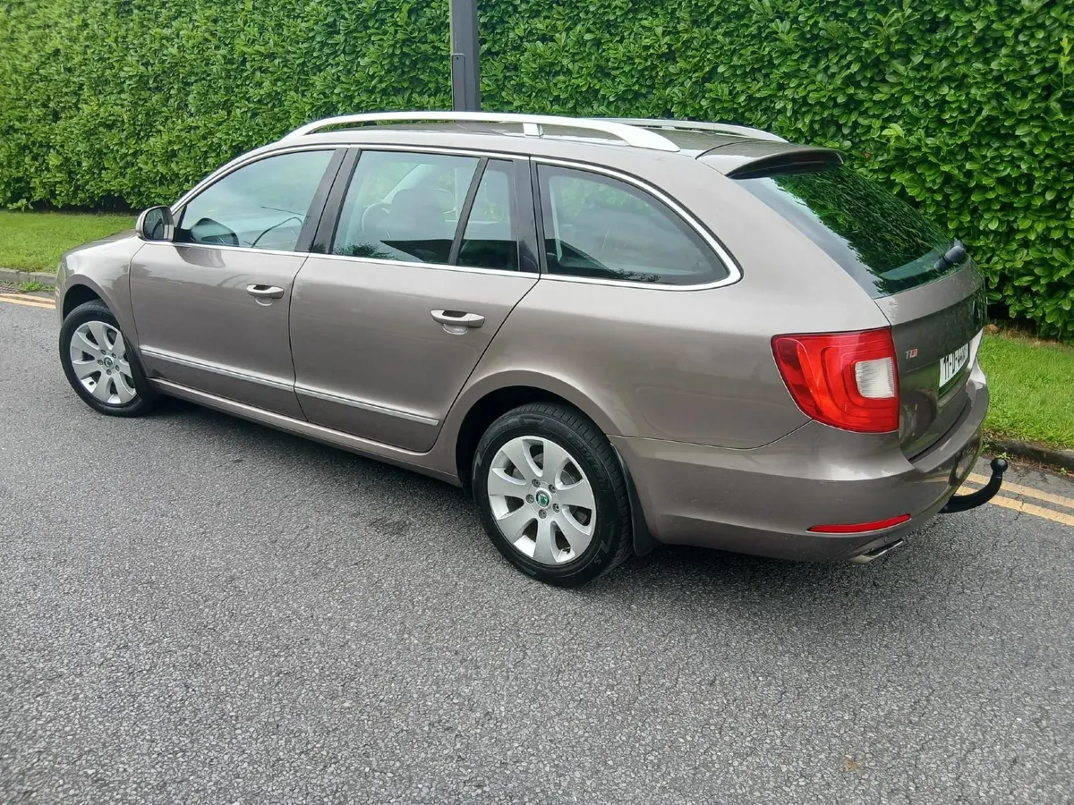 2011 Skoda Superb Estate🎈New Nct - Image 4