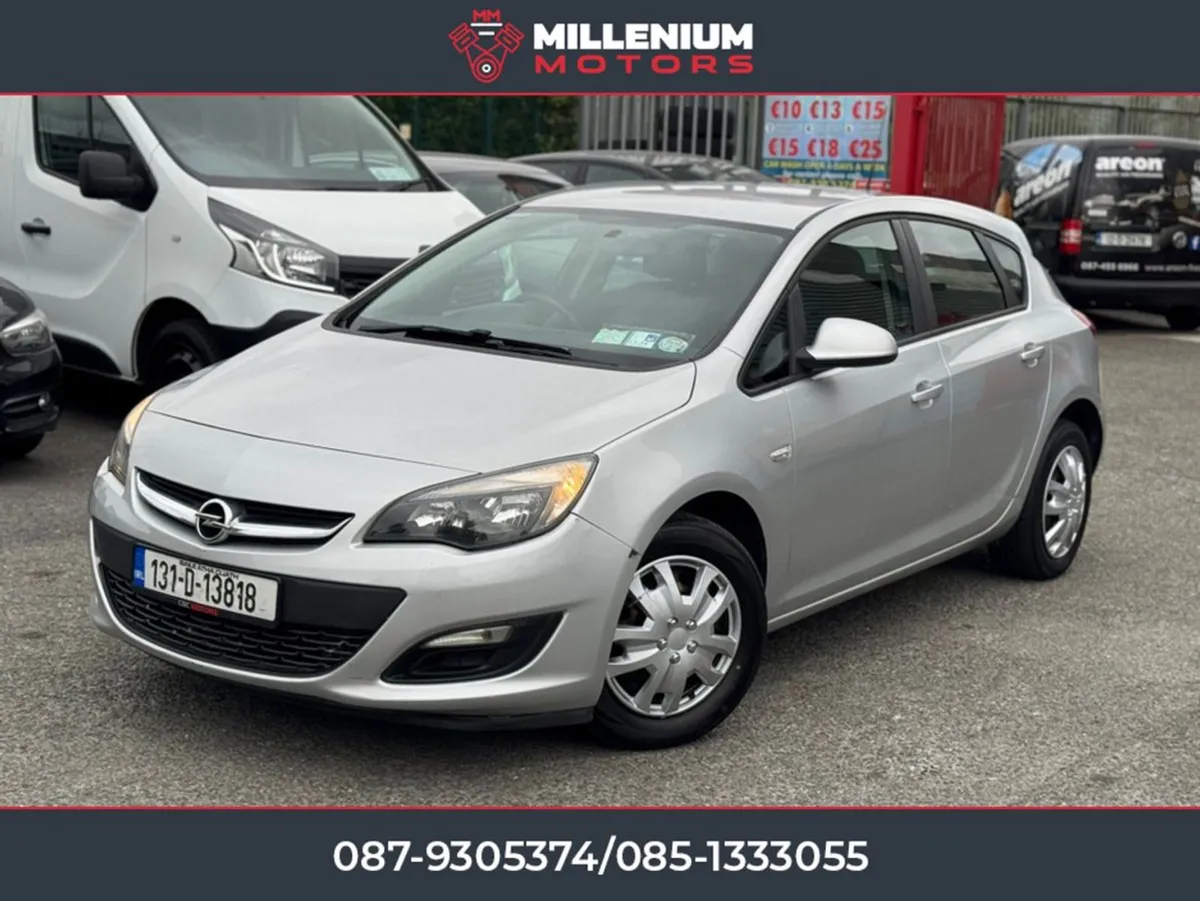 Opel Astra 2013 1.4 - Image 4