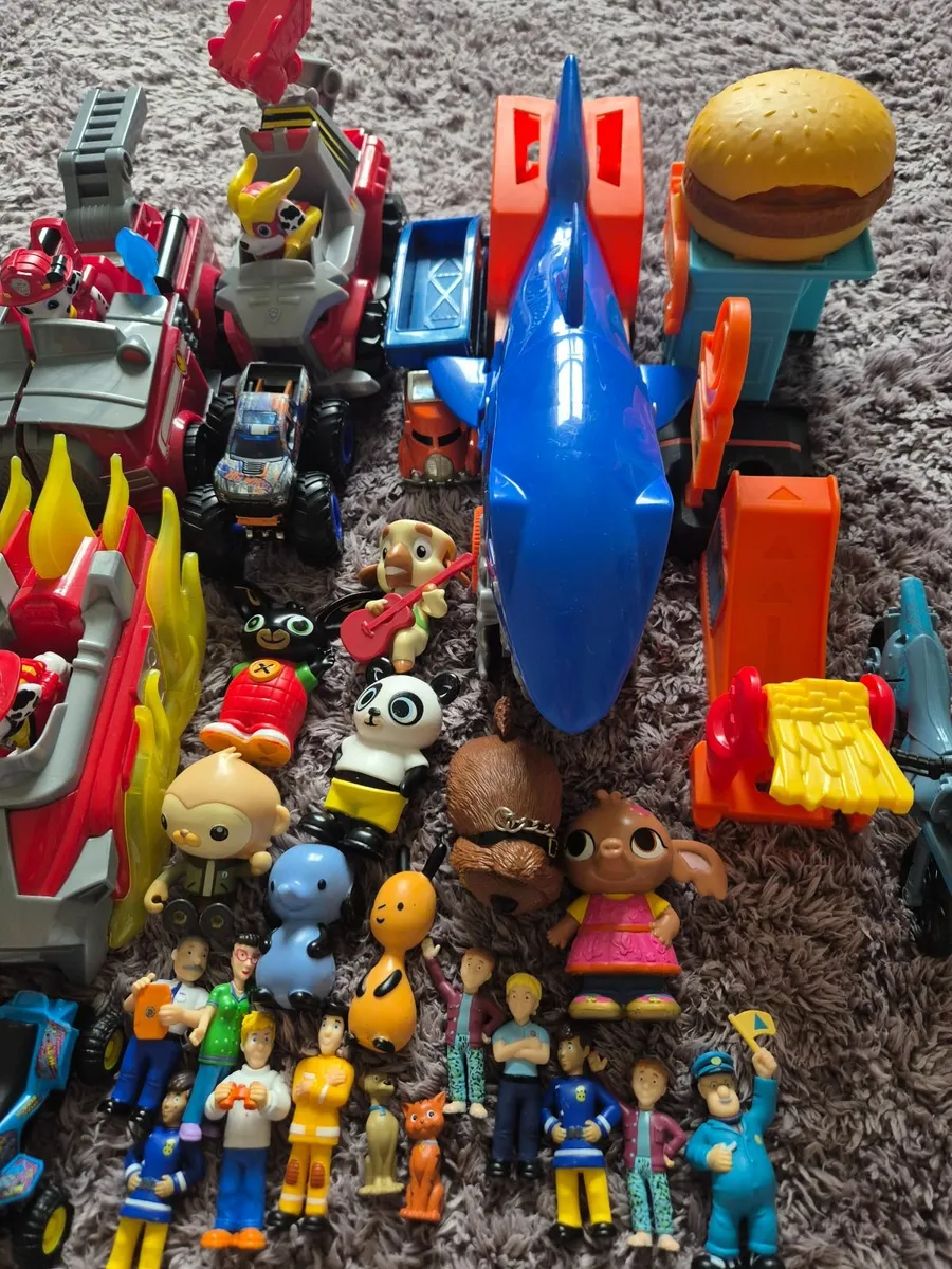 Toys - Image 2