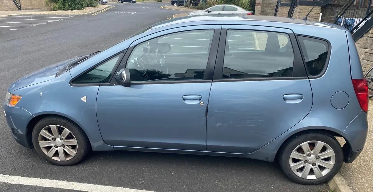 Mitsubishi Colt 2010 - Image 2