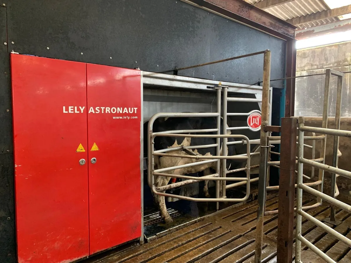 2 Lely A3 Robotic Milkers - Image 3
