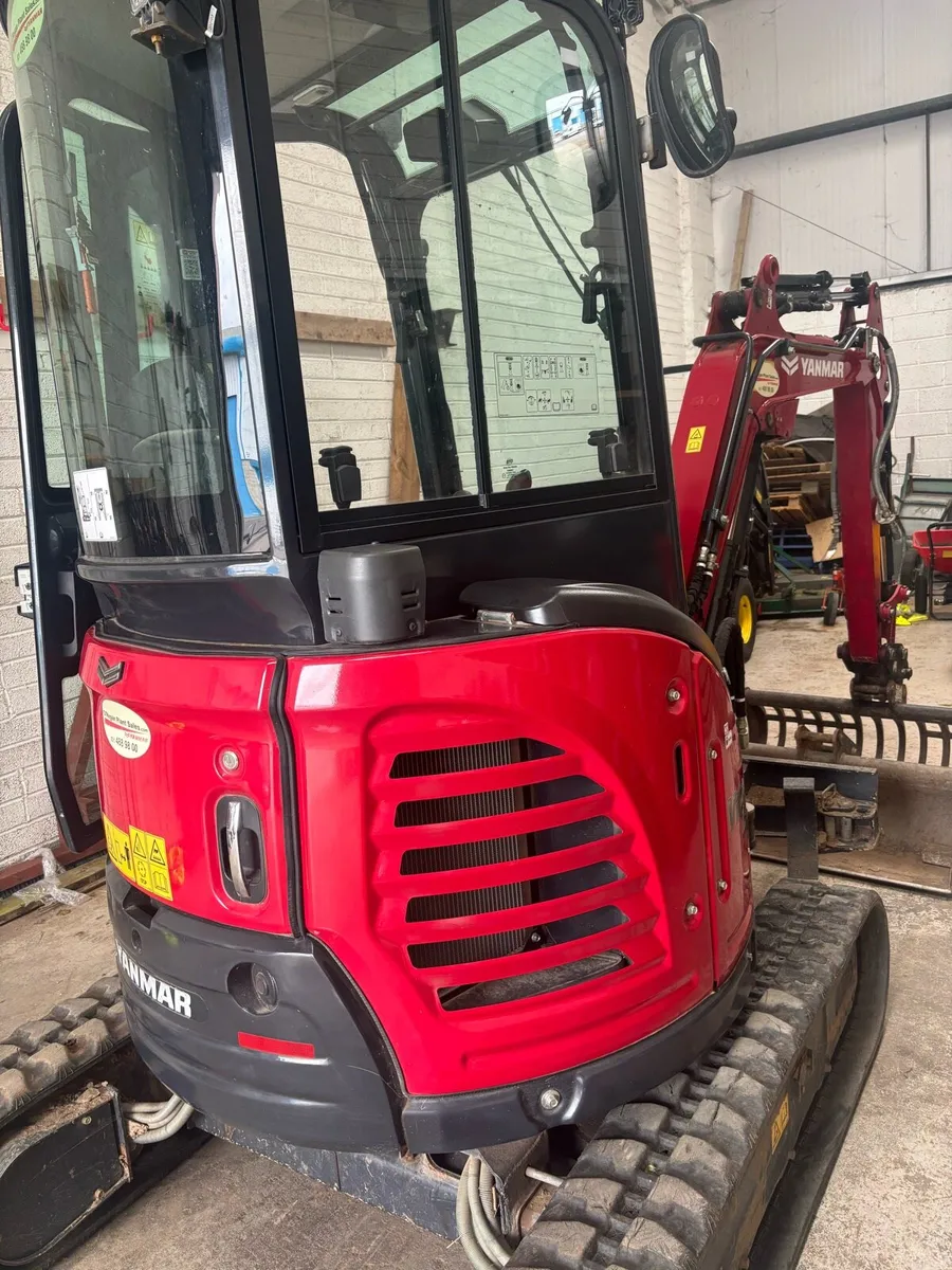 Yanmar digger 2.3 - Image 2