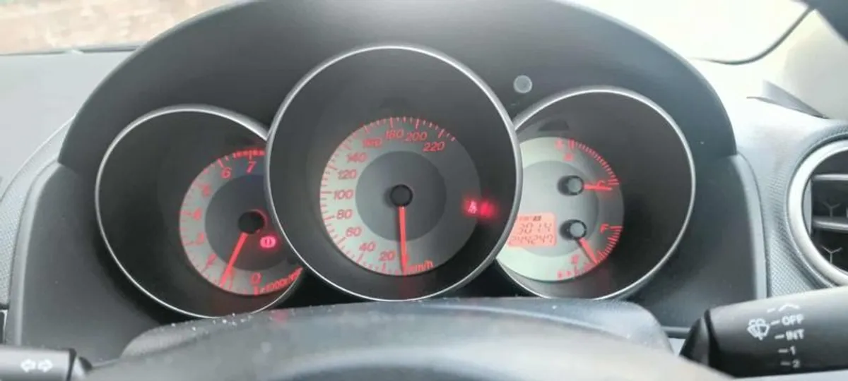 2008 Mazda 3 - Image 3