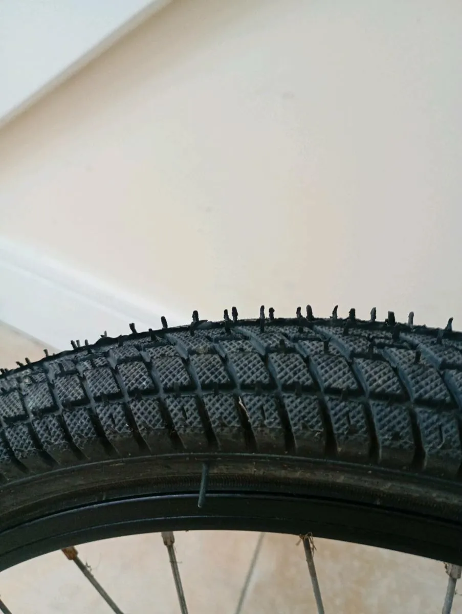 BMX bike brand new - Image 4