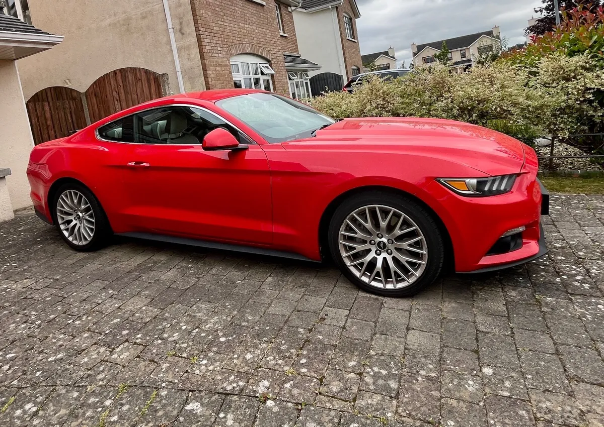 Ford Mustang 2016 - Image 1