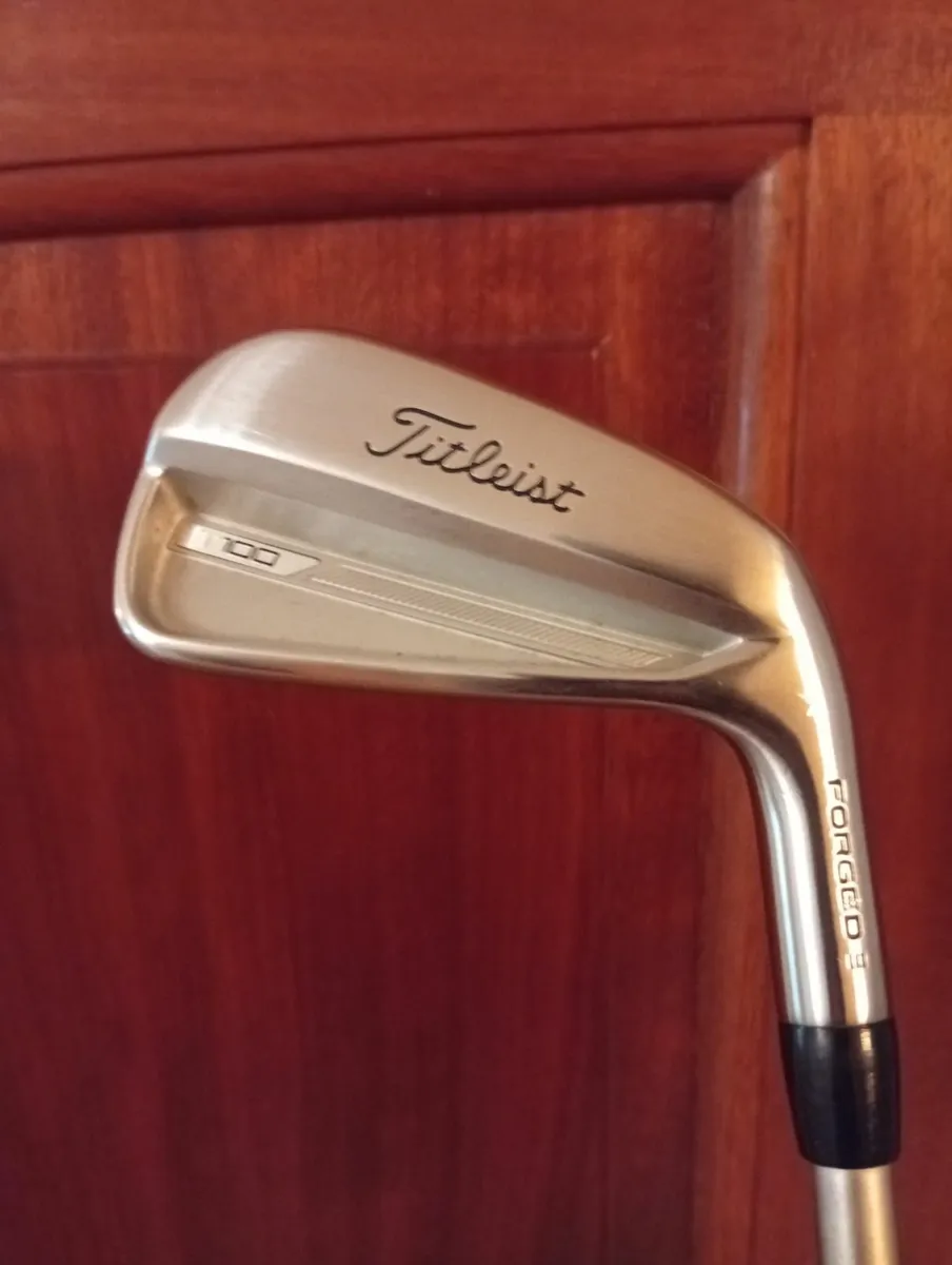 Team Titleist T100  Forged Irons 4-PW As New - Image 1