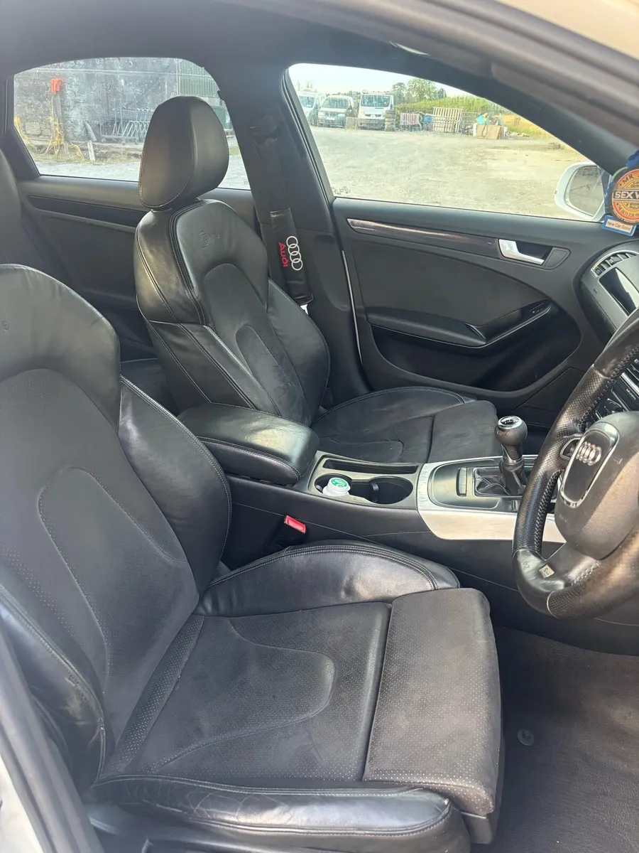 Audi a4 black edition - Image 4