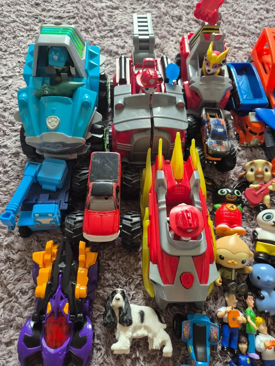 Toys - Image 4