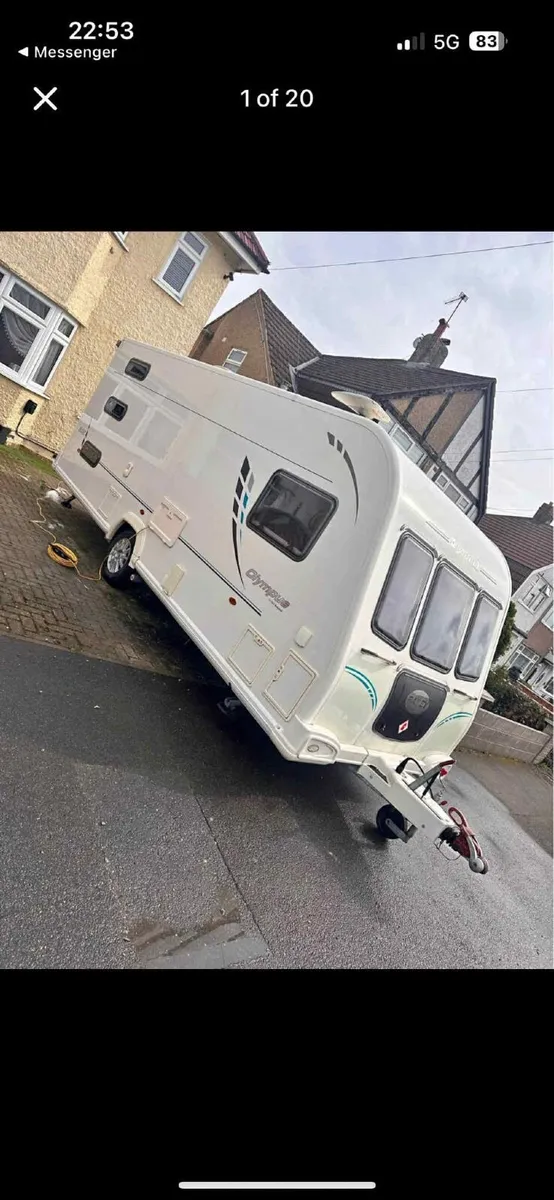 Towing caravan - Image 1