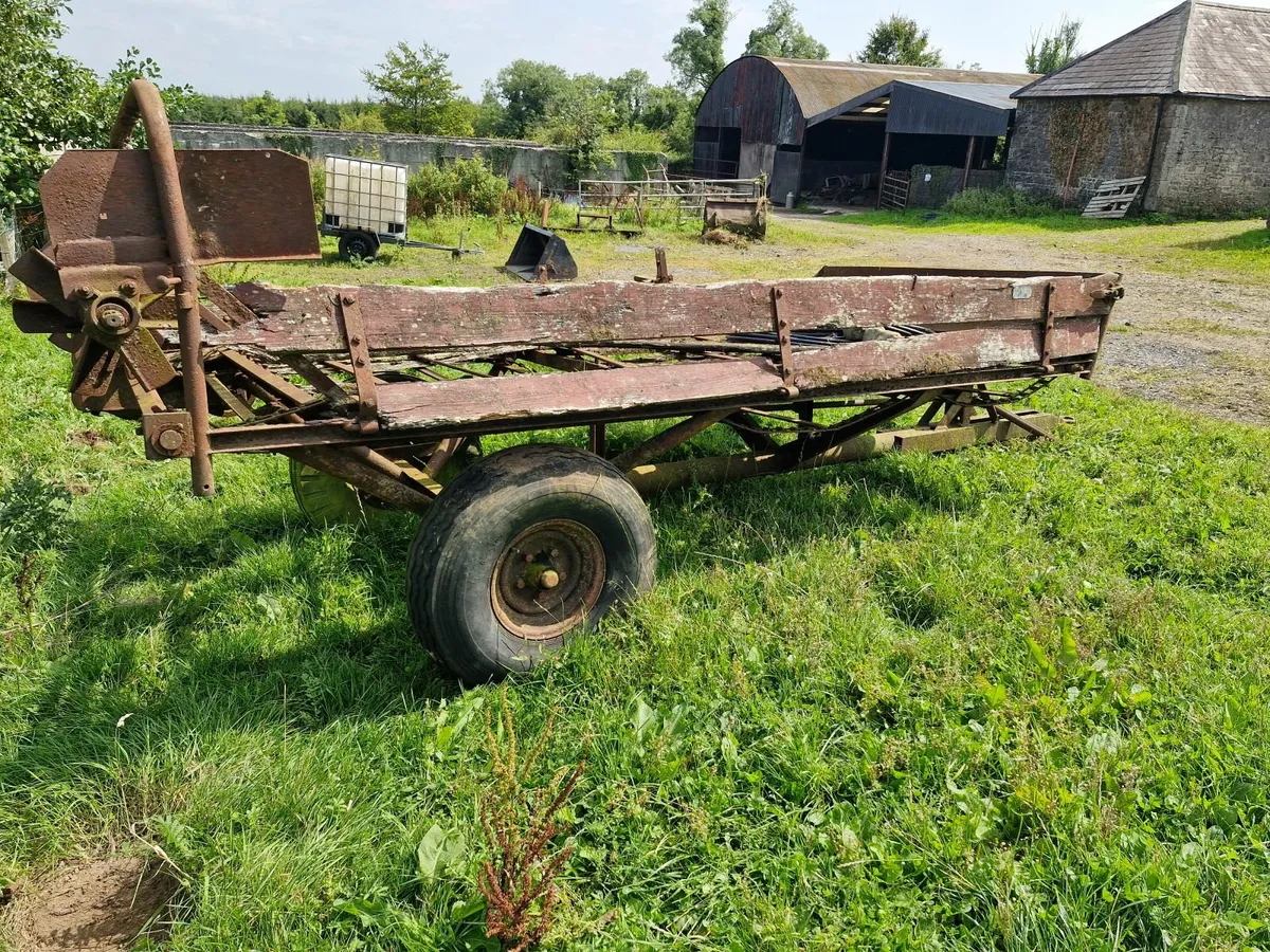Farmyard clearance - vintage - Image 3