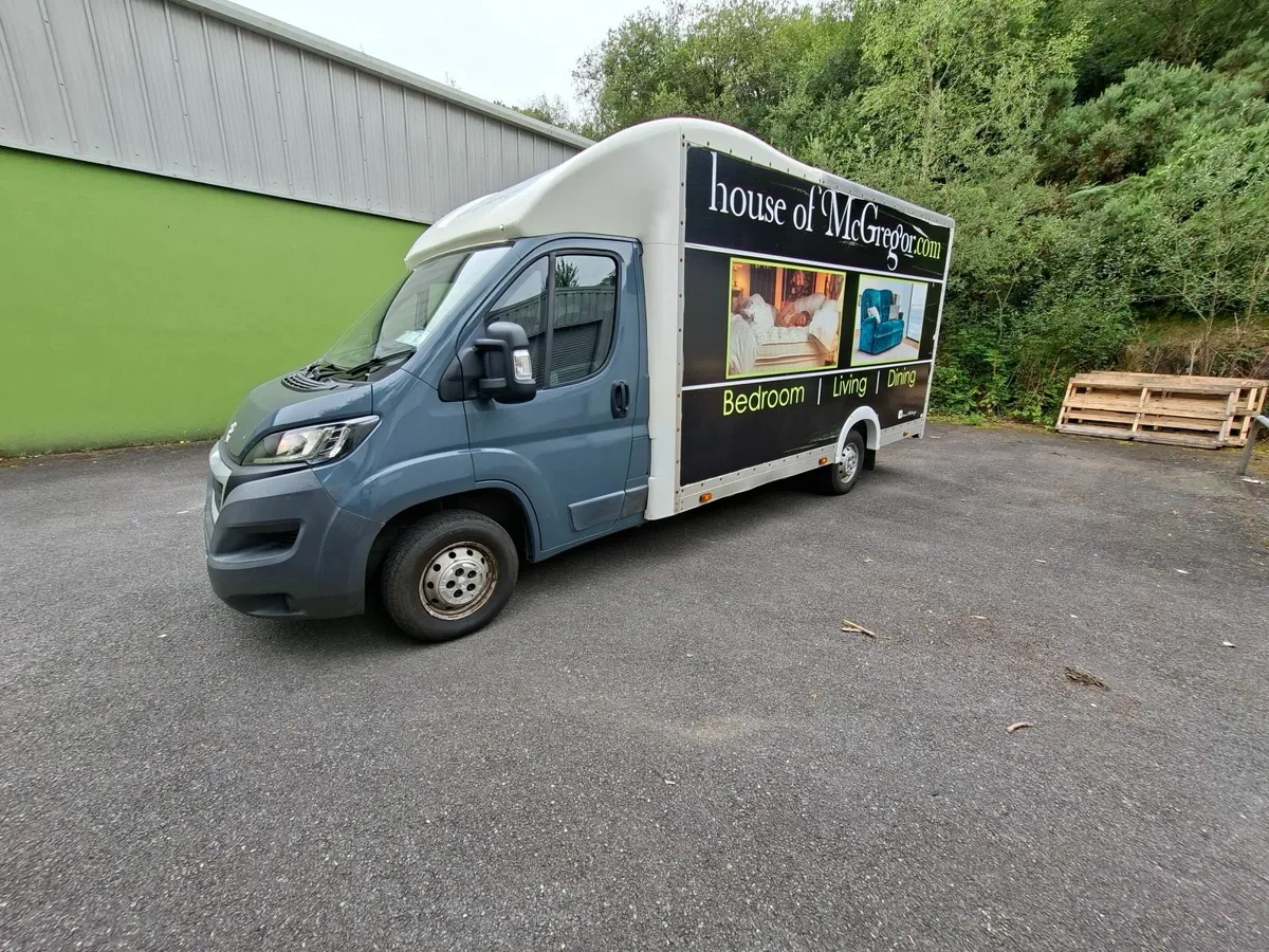 Peugeot Boxer - Low loader Luton Body 2016 - Image 1