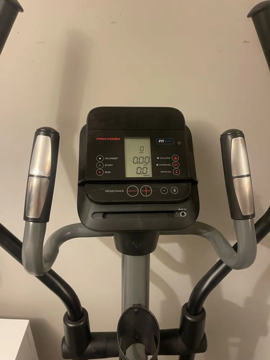 Cross Trainer - Image 4
