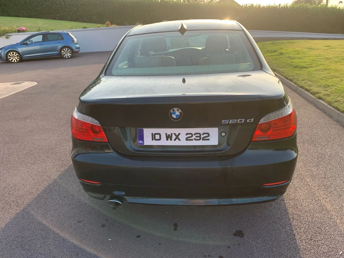 Car - Image 3