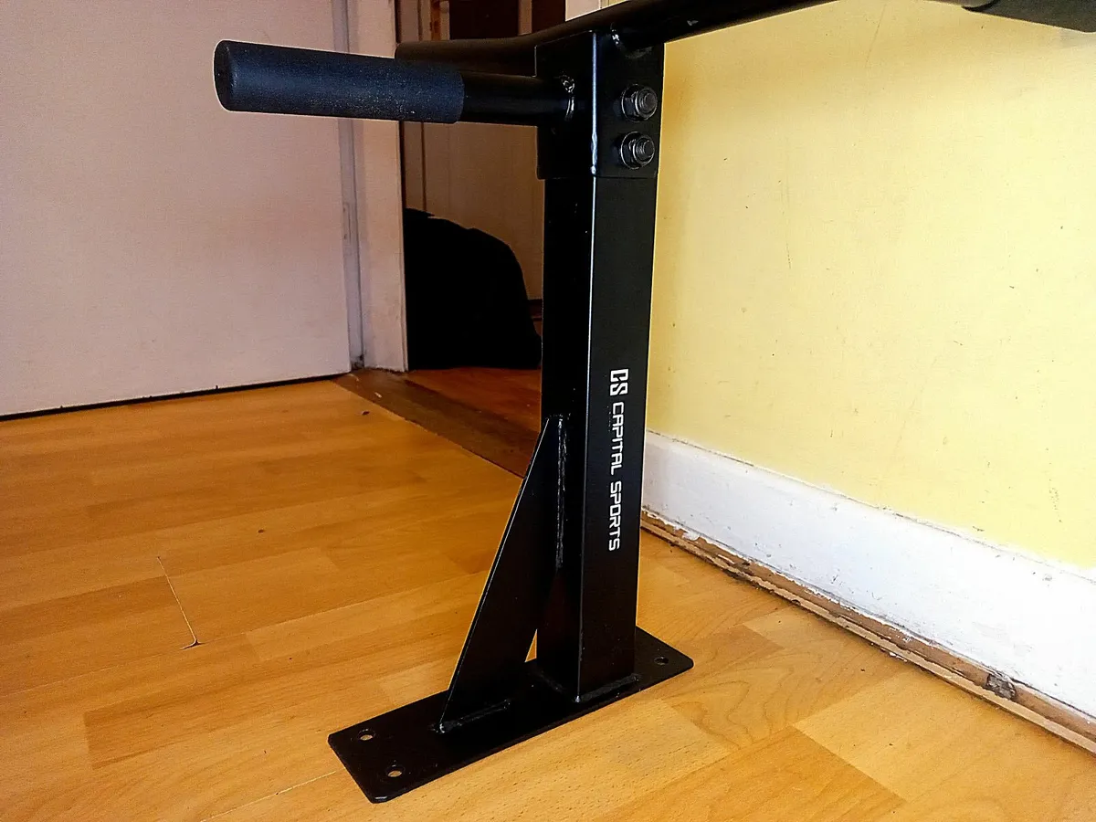 Mult-Function Wall Mounted Pull Up Bar - Image 4