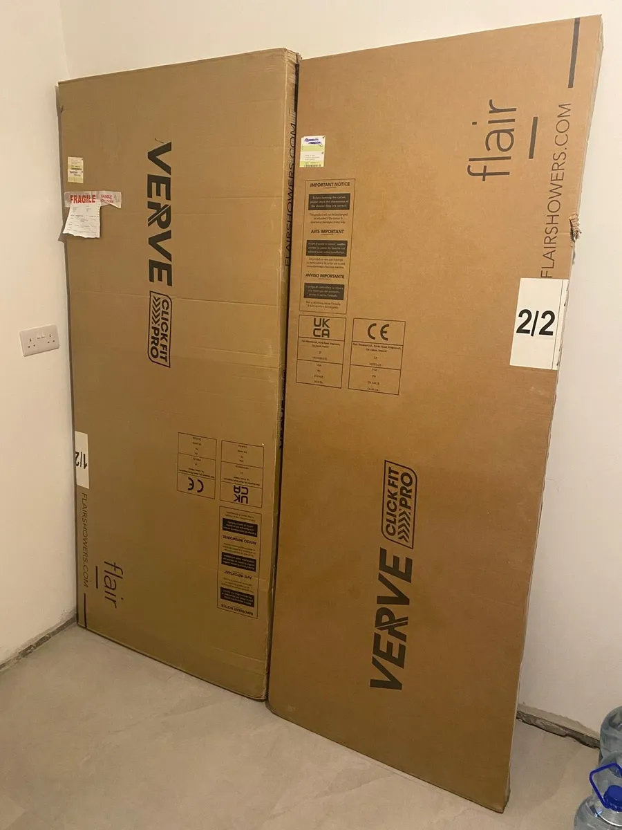 Flair verge sliding shower door 1550mm -1600mm - Image 3