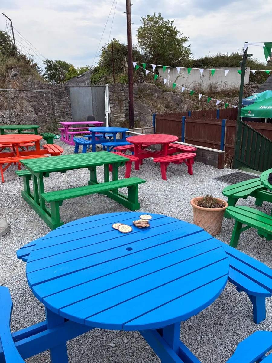 Picnic benches - Image 3