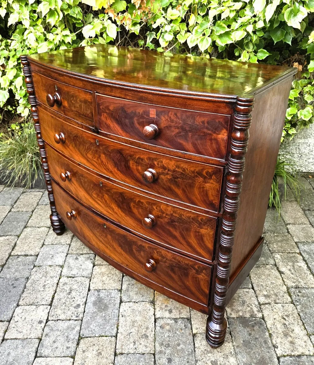 Georgian Bow Front Chest- Circa 1800 - Image 2