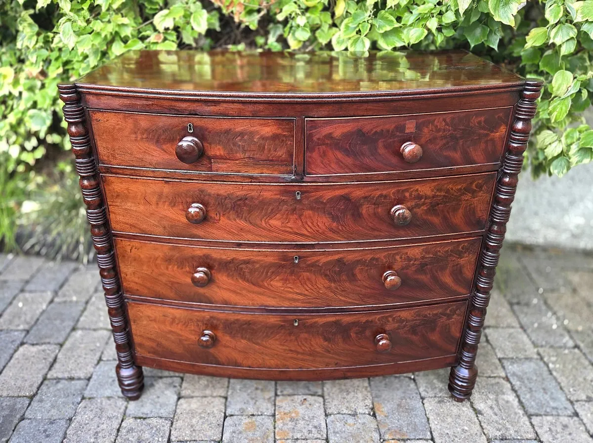 Georgian Bow Front Chest- Circa 1800 - Image 3