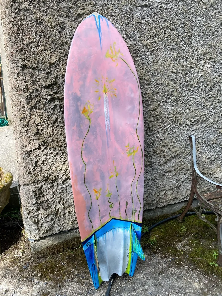 Surfboard 5’5 - Image 2