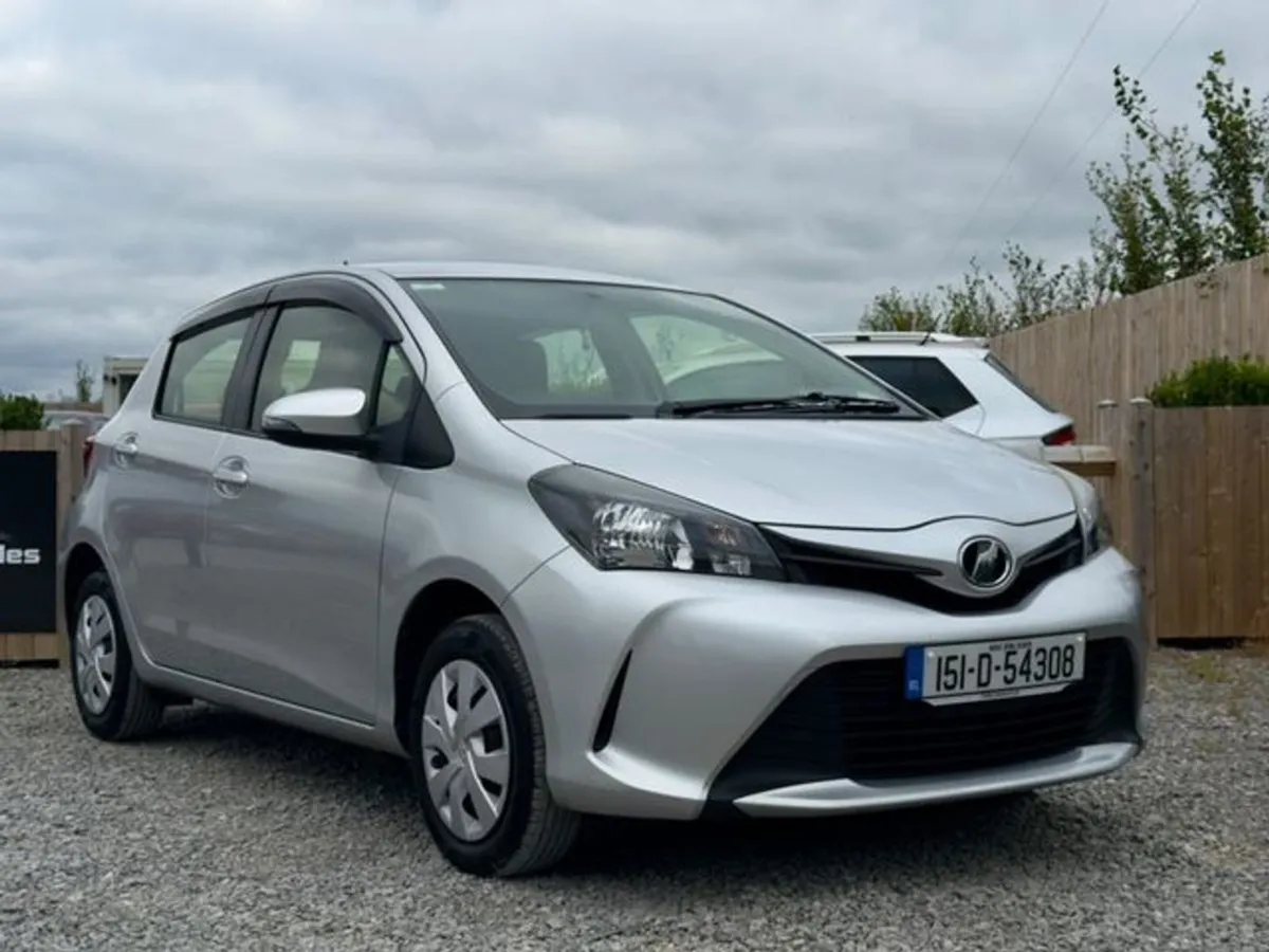 Toyota Vitz Yaris 1.0 5DR Auto - Image 4