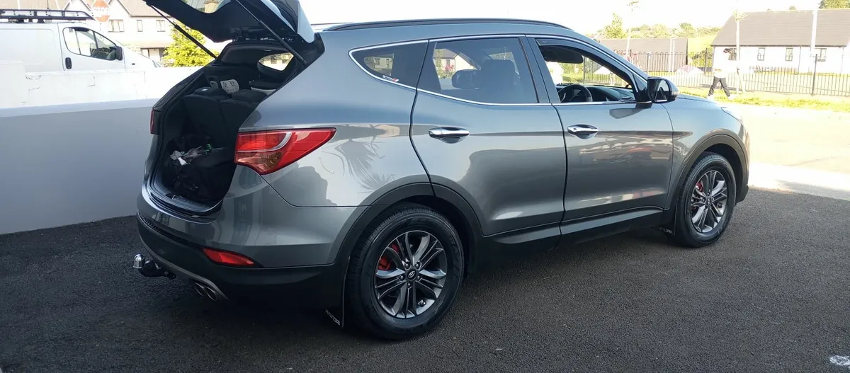 Hyundai Santa Fe 2014 - Image 4