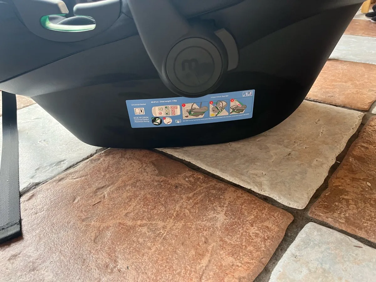 Car seat - Image 2
