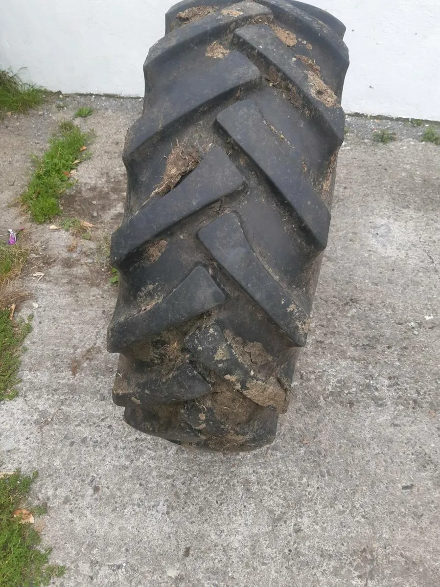 14.5 by 20 tyre - Image 2