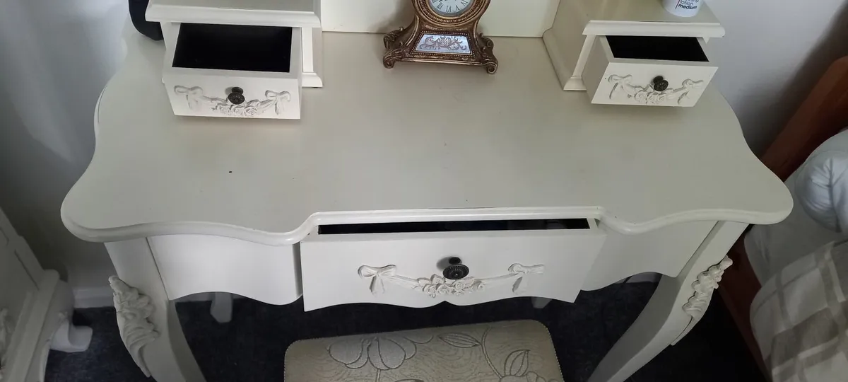 Dressing table - Image 4