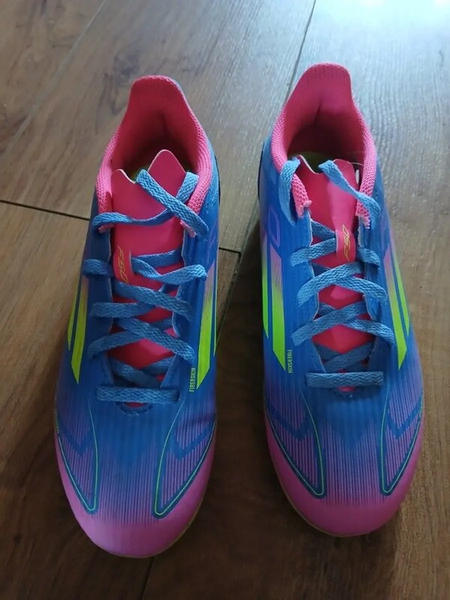 ADIDAS Kids Football Boots Size 4 - Image 1