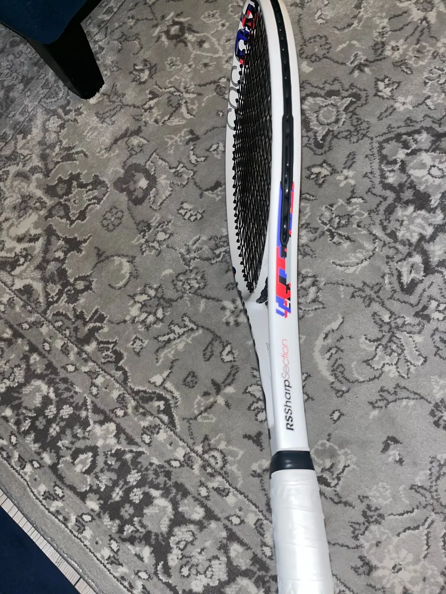 tennis racquet - Image 1
