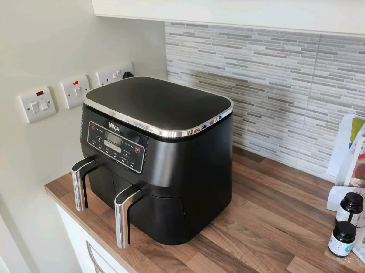 Ninja foodi dual zone air fryer - Image 1
