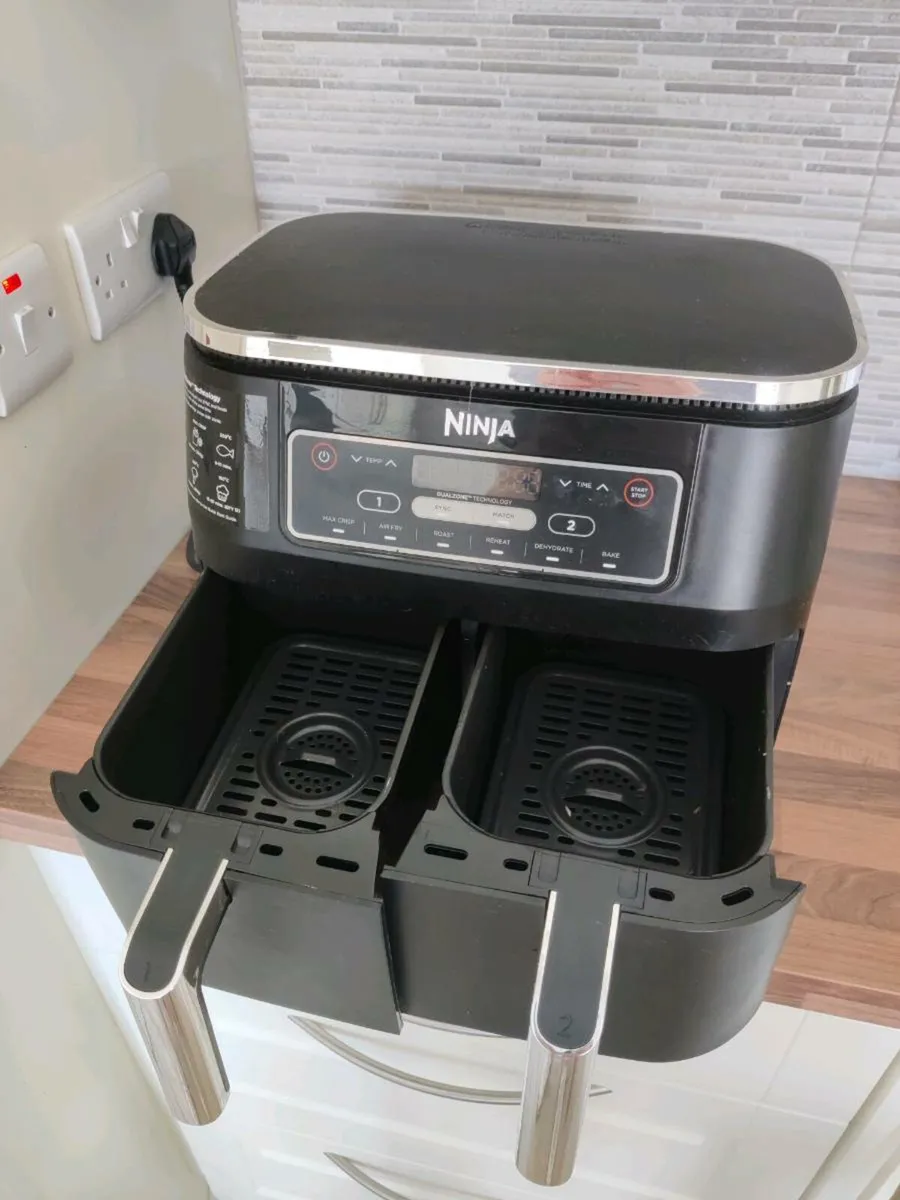 Ninja foodi dual zone air fryer - Image 2