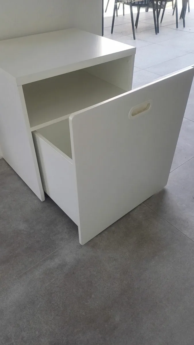 Wooden toy box storage - Image 1