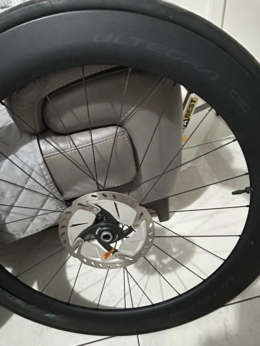 Shimano c60 Ultegra carbon wheelset - Image 1