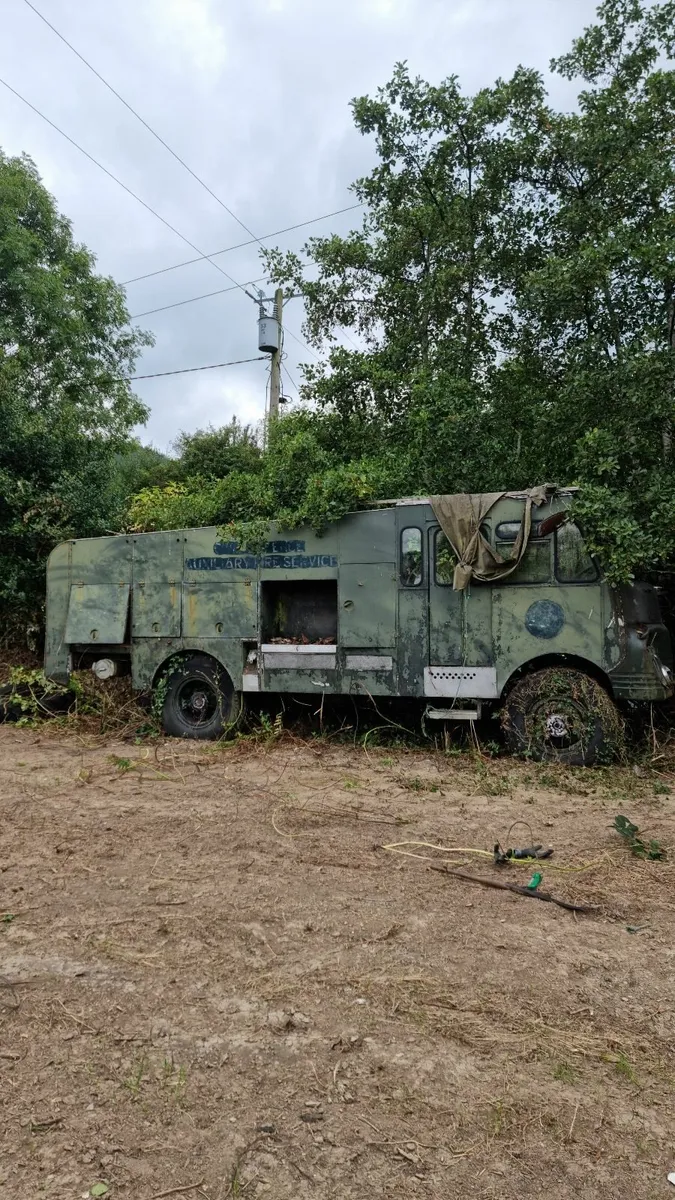 Vintage Army Fire Engine - Image 1