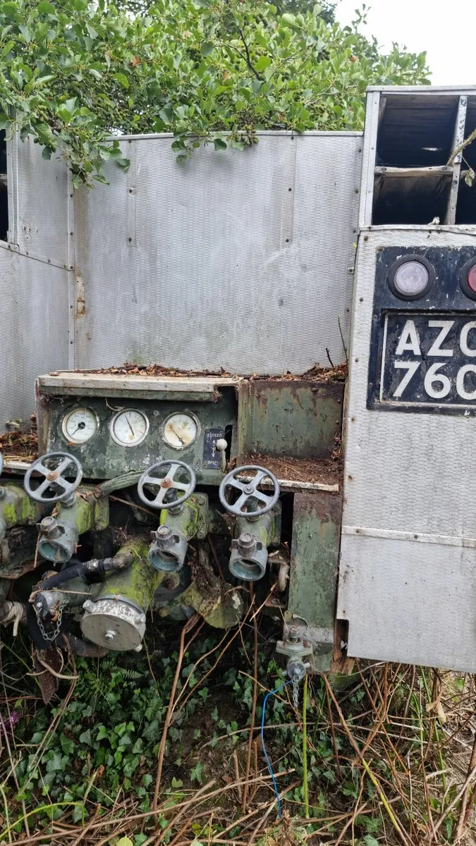 Vintage Army Fire Engine - Image 3