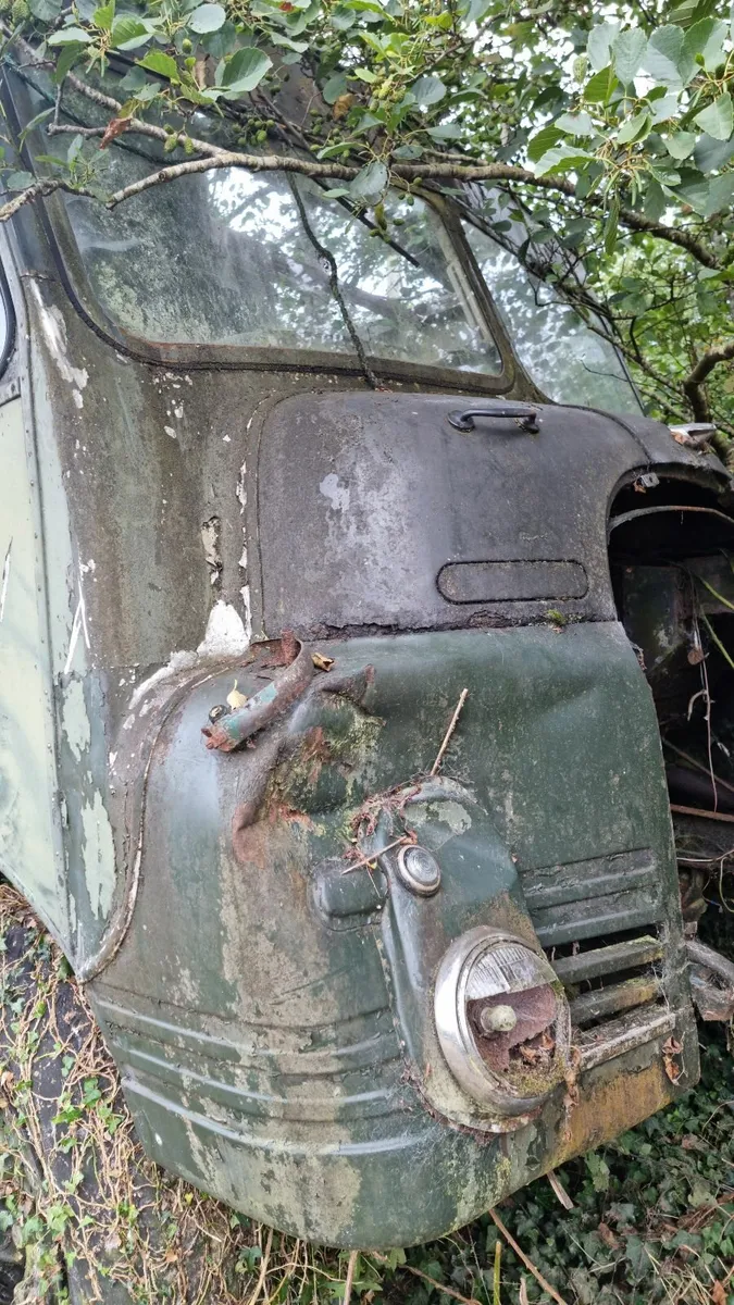 Vintage Army Fire Engine - Image 4