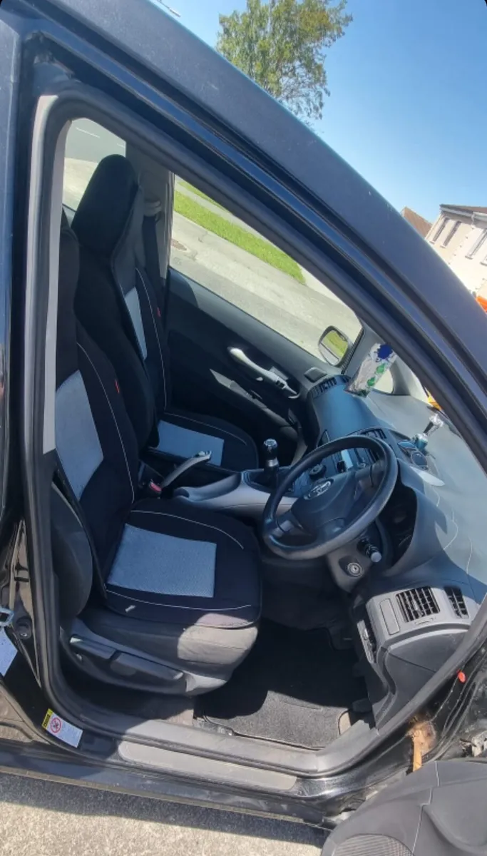 Toyota - Image 1