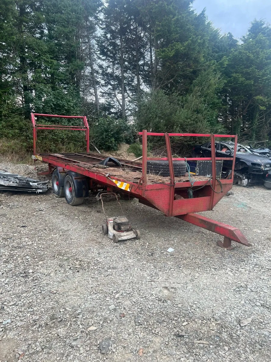 28ft bale trailer - Image 2