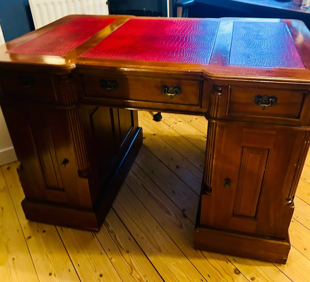 Mahogany Partner Desk - Image 3