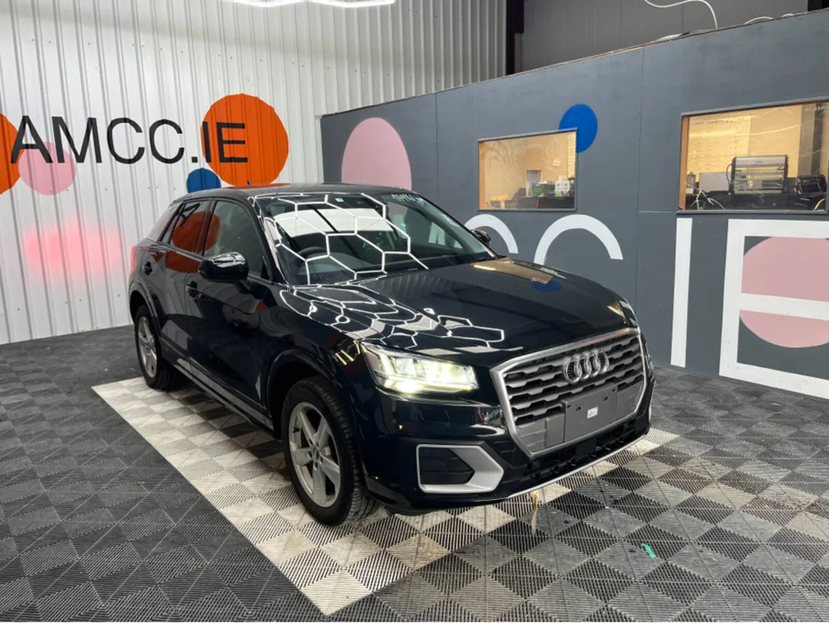Audi Q2 1.0 TFSI SPORT / 25k KMs / HEATED SEATS , - Image 1