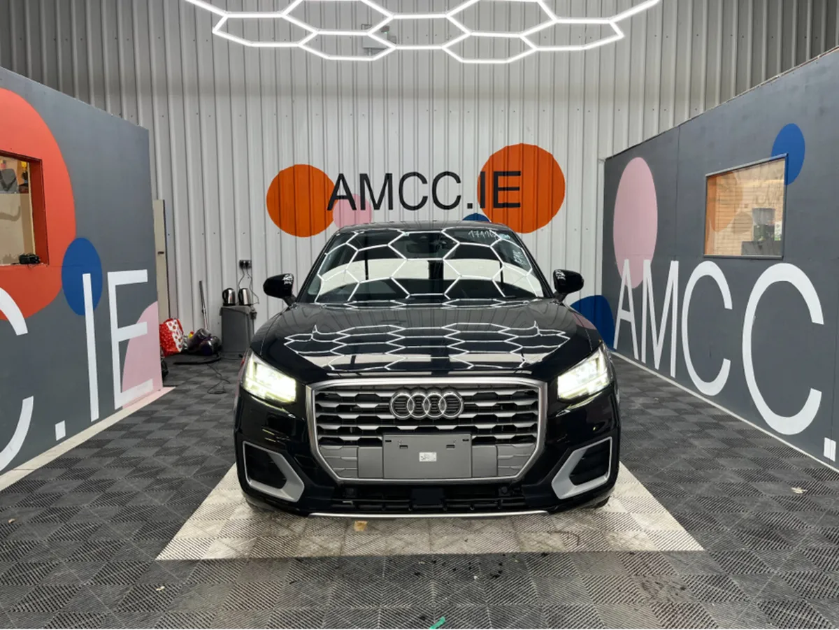 Audi Q2 1.0 TFSI SPORT / 25k KMs / HEATED SEATS , - Image 2