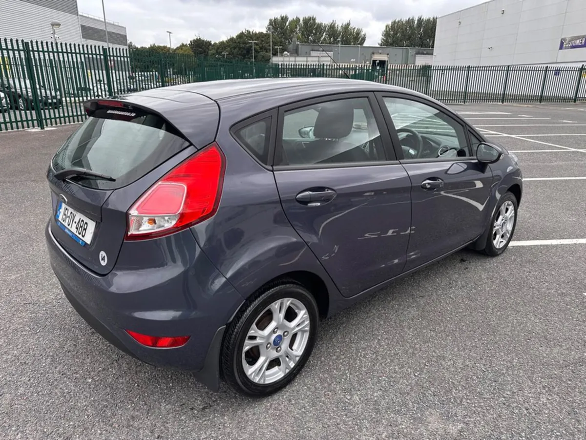 Ford Fiesta 1.25 PETROL, ZETEC, LOW MILEAGE, FINAN - Image 3