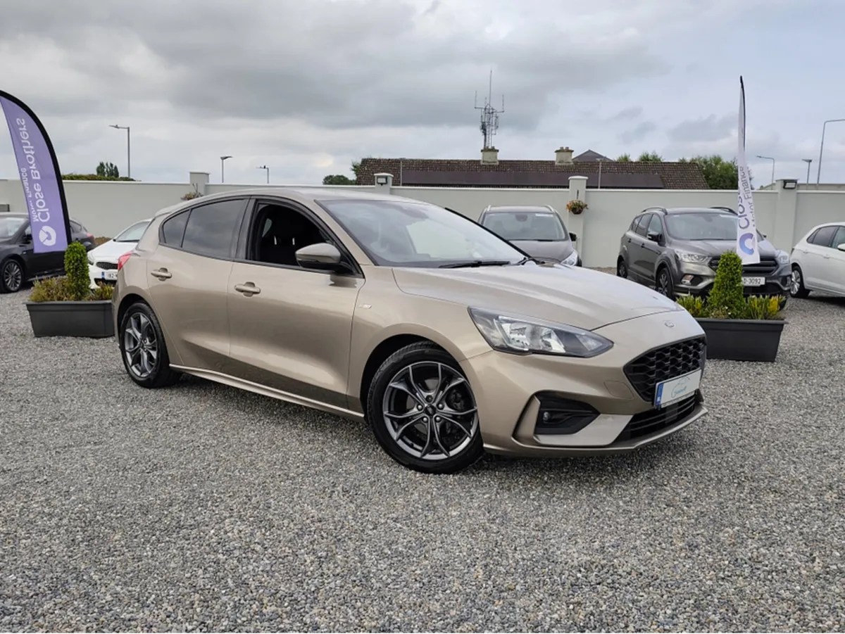 Ford Focus LOW MILES ST-LINE TDCI - Image 1
