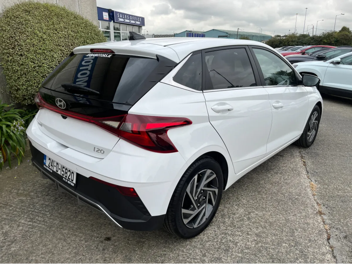 Hyundai i20 DELUXE PLUS 1.2 PETROL - Image 4