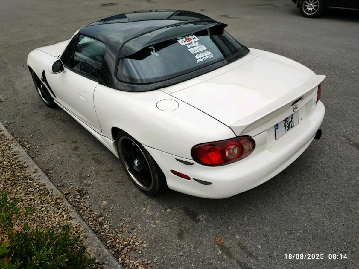 1998 Mazda mx5 - Image 4