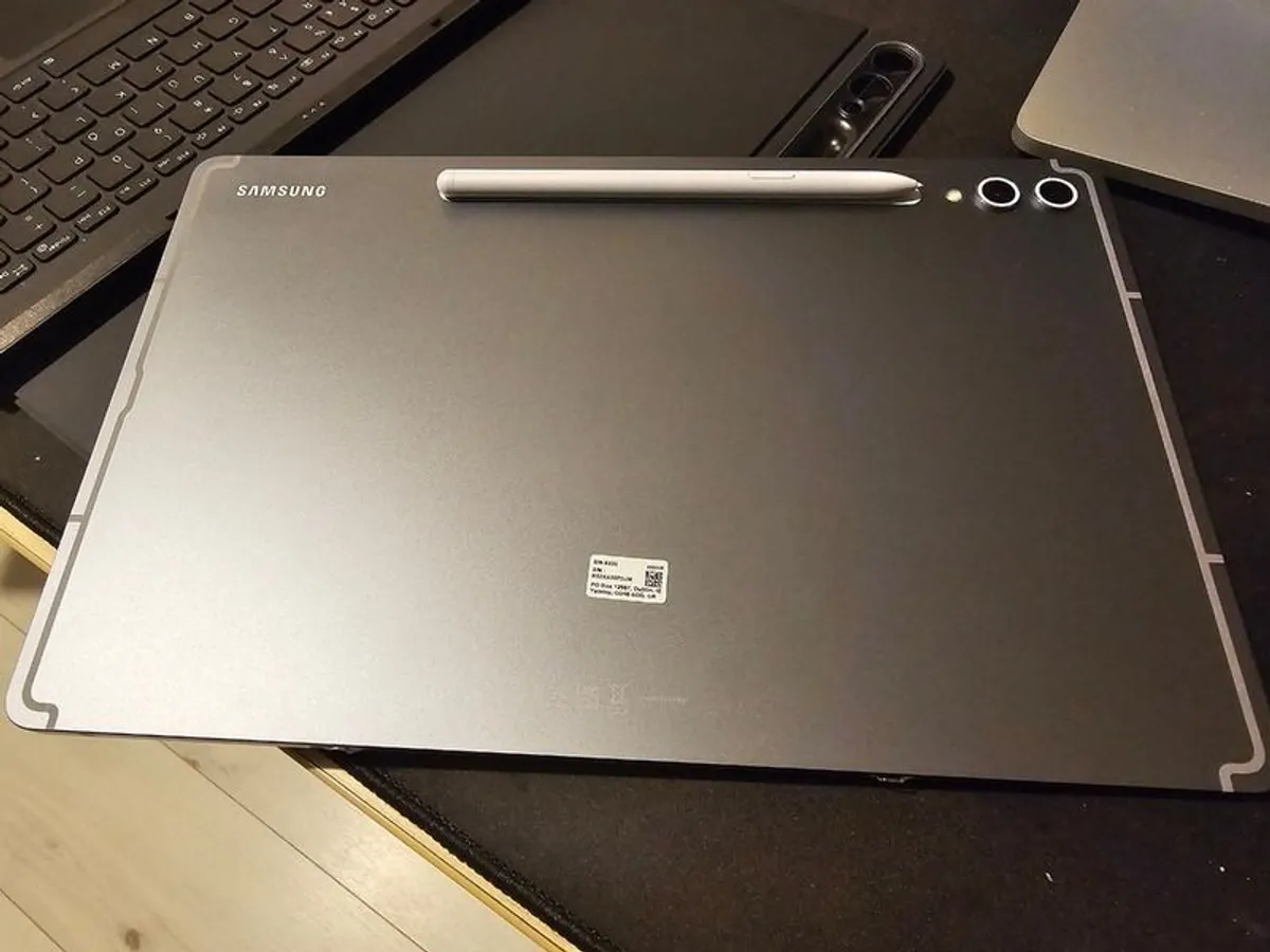 Galaxy Tab S10+ | 256GB | Book Cover Keyboard with Trackpad - Image 3