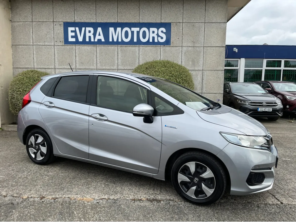 Honda Fit HYBRID AUTOMATIC 1.5 PETROL //ADAPTIVE C - Image 3