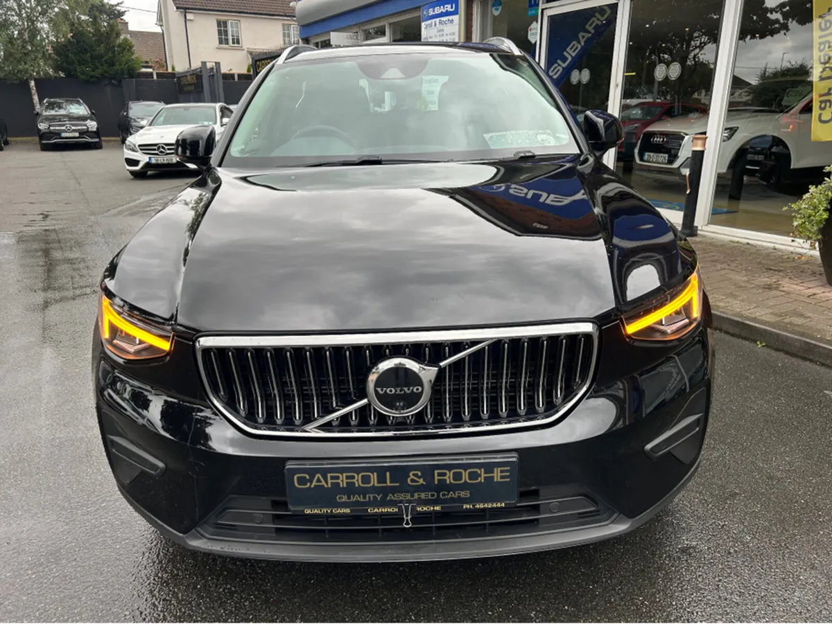 Volvo XC40 PHEV T4 Hybrid Plus Bright-Edition - Lo - Image 4